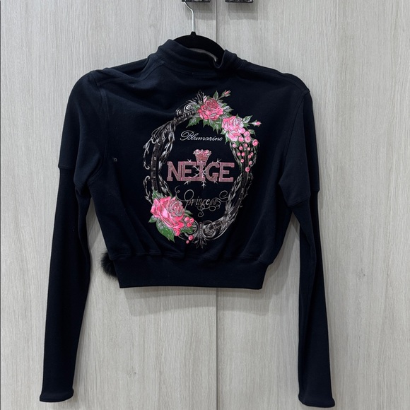 Black Women's Cropped Hoodie - Picture 2 of 3